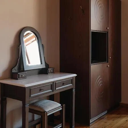 招待所 Chrysiida 卡拉维塔